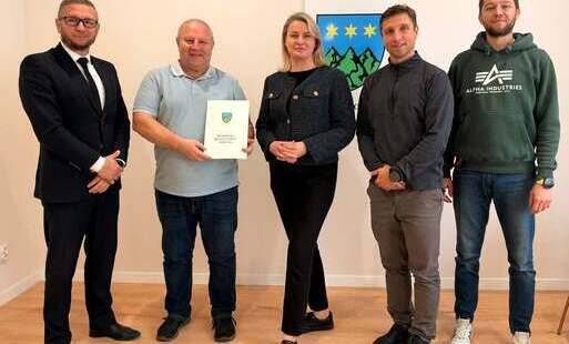 Podpisanie umowy z wykonawcą przebudowy przedszkola w Torzymiu